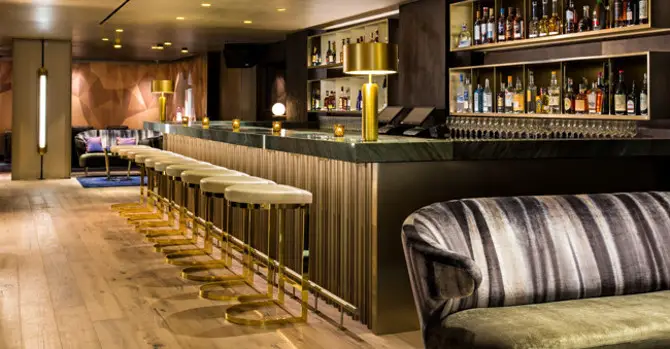 LeGrande Lounge: Comfort & Craft Cocktails in NYC's Theater District